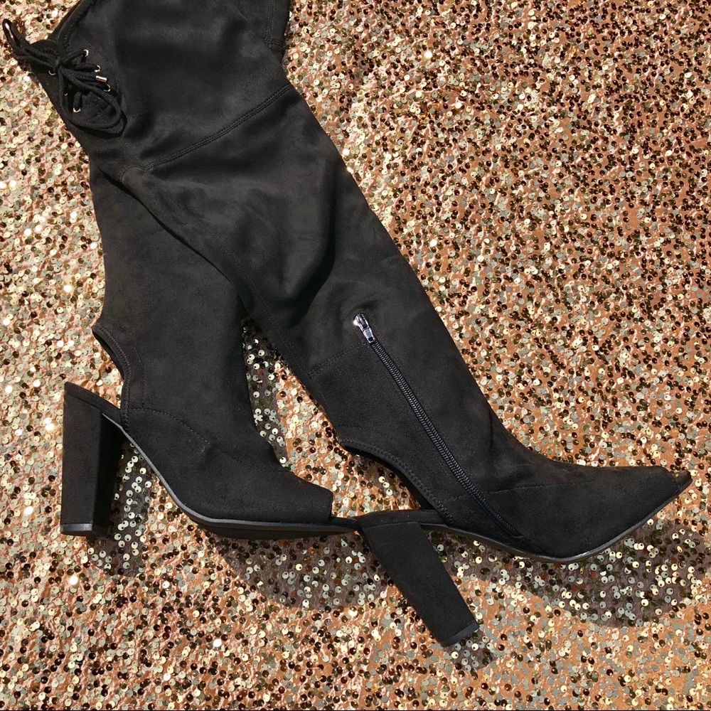 BRAND NEW Guess open toe boots size 7